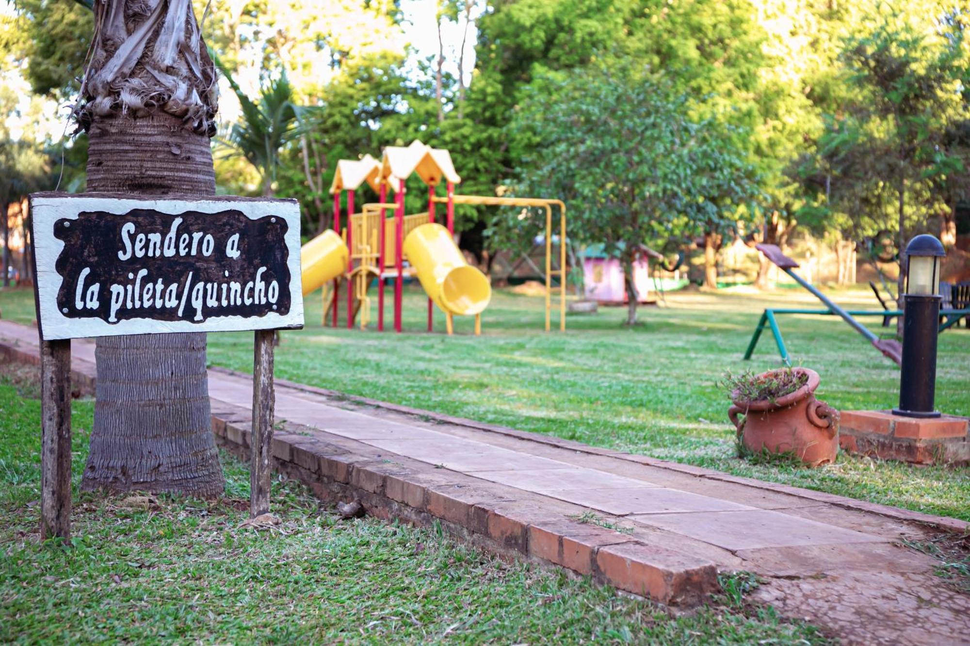 Cabanas El Refugio Del Mensu Puerto Iguazú Buitenkant foto