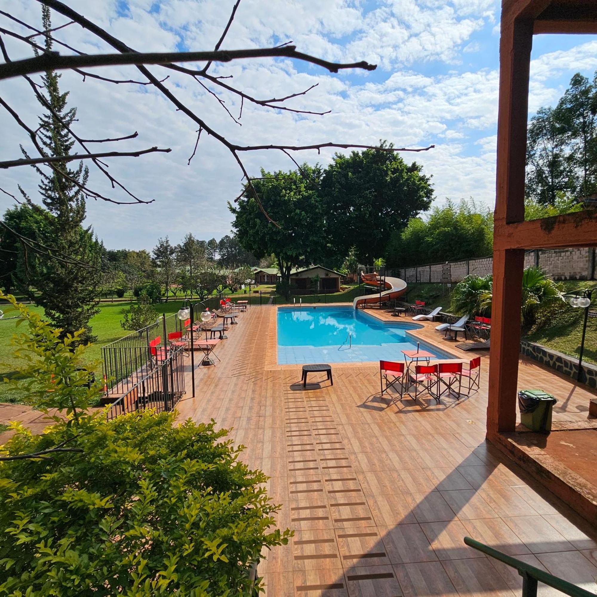Cabanas El Refugio Del Mensu Puerto Iguazú Buitenkant foto