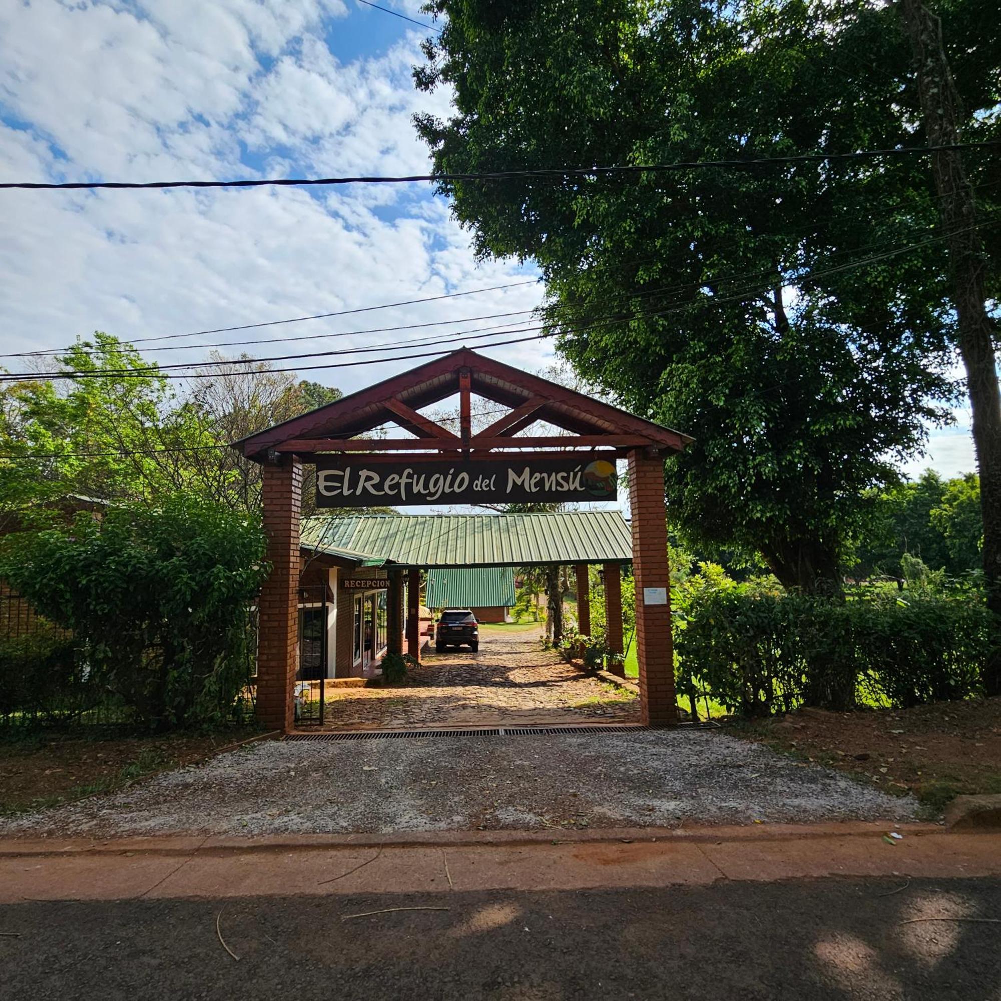 Cabanas El Refugio Del Mensu Puerto Iguazú Buitenkant foto